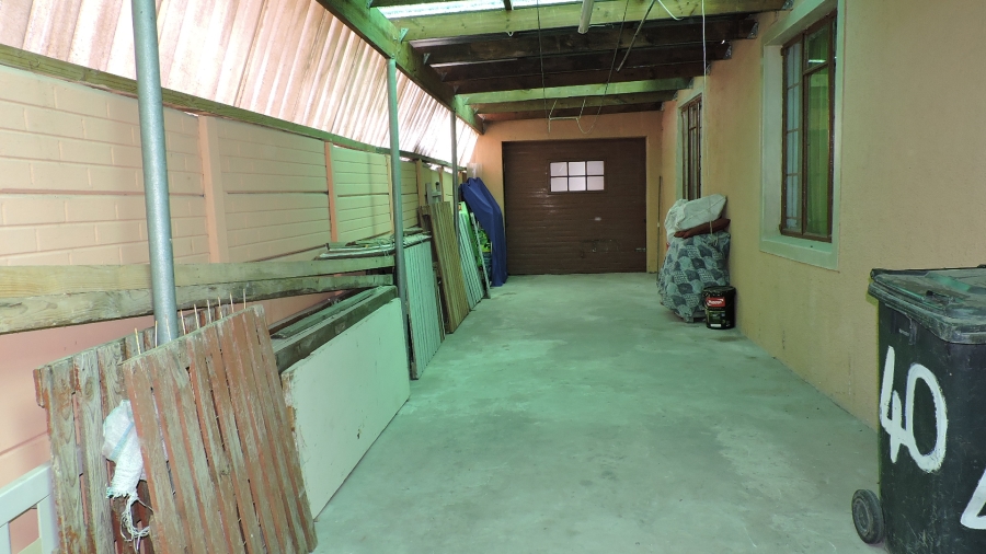 4 Bedroom Property for Sale in Belhar Western Cape